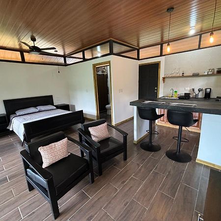 Pacheco Tours Rainforest Cabins 4X4 Only Drakes Bay Eksteriør bilde