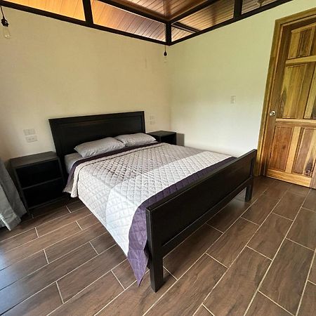 Pacheco Tours Rainforest Cabins 4X4 Only Drakes Bay Eksteriør bilde